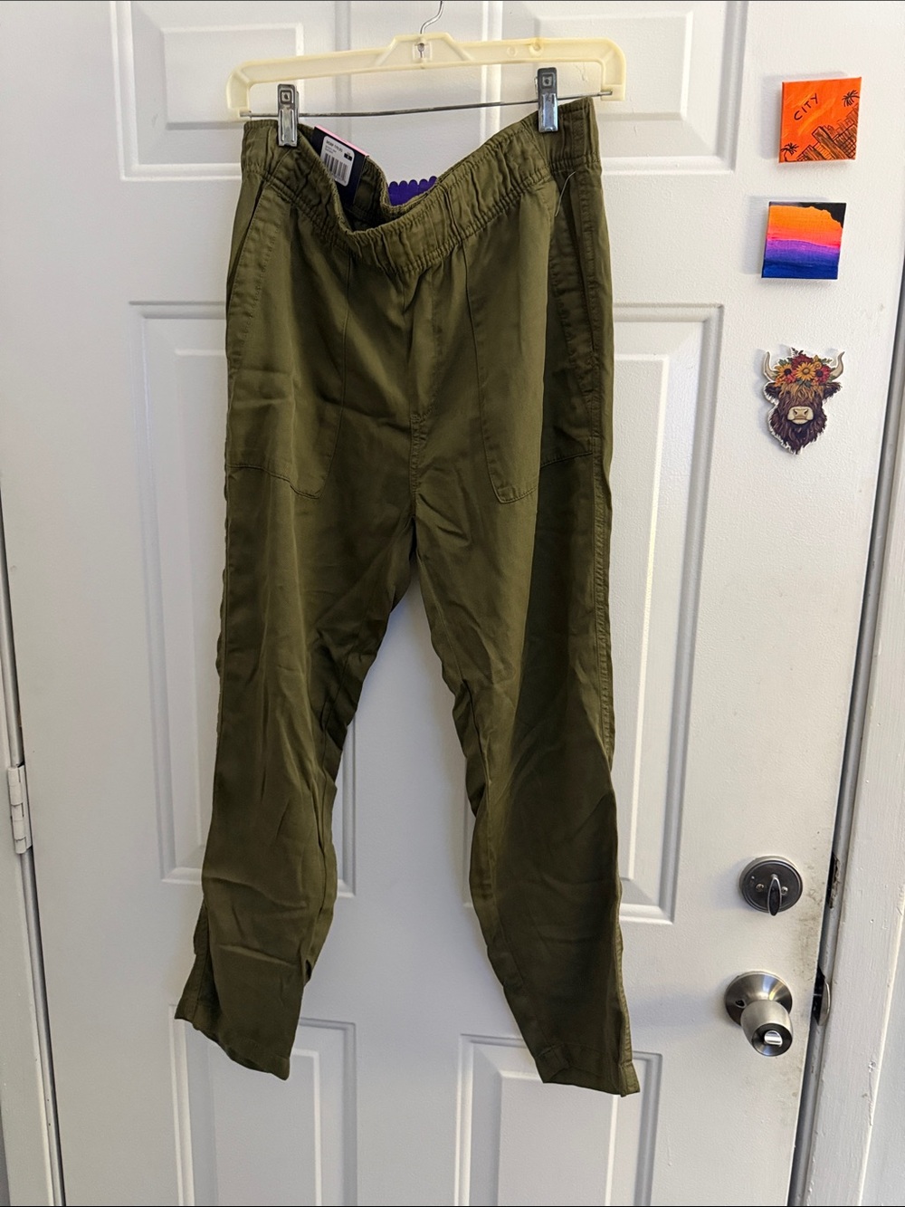 GAP Olive Green Elastic Waste women’s chinos